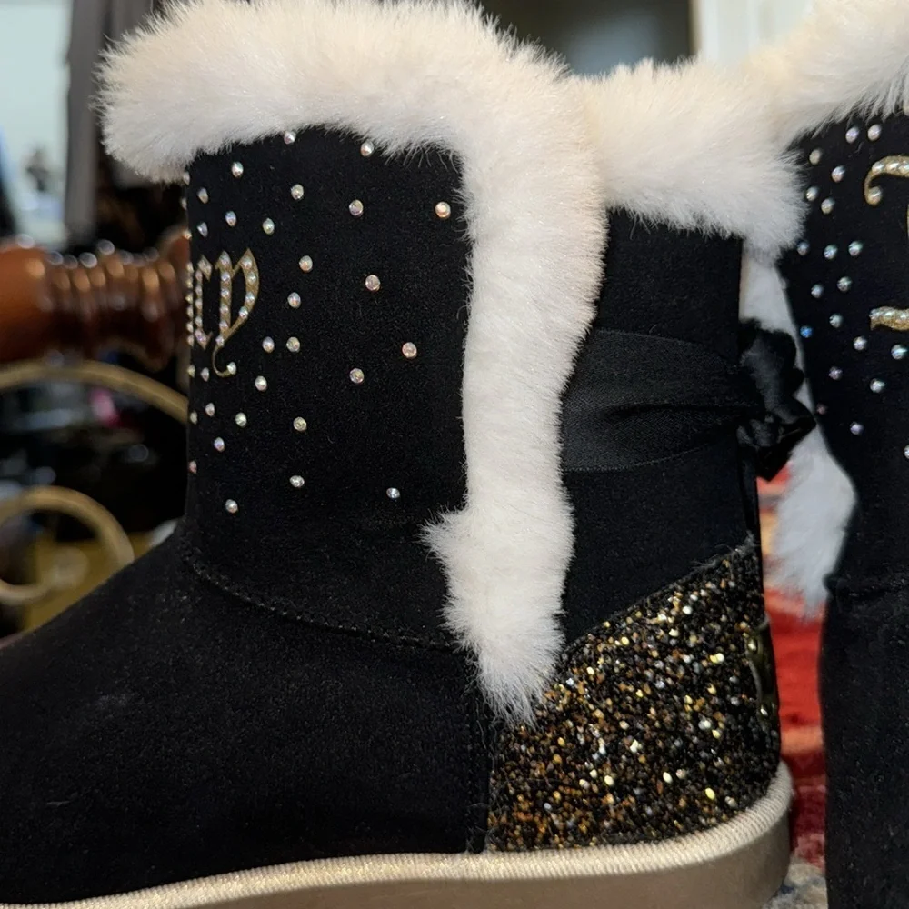BRAND NEW JUICY COUTURE BOOTS